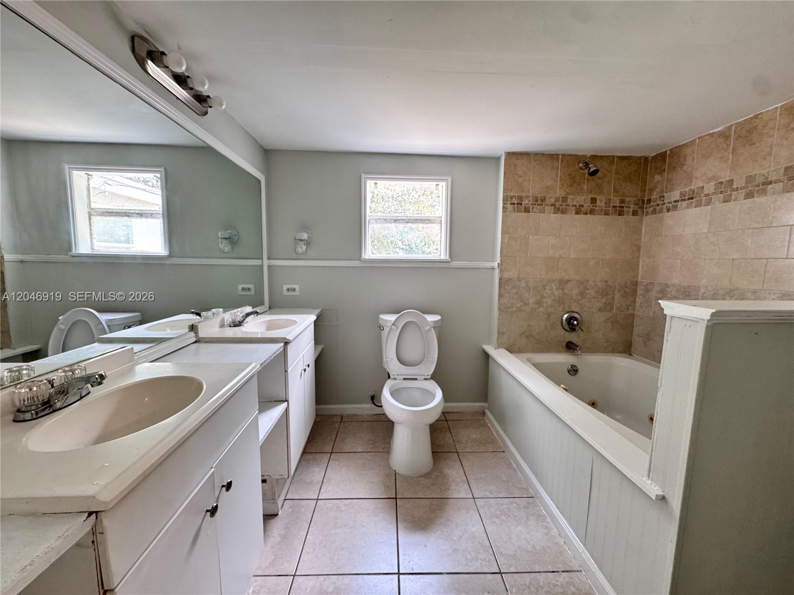 1801 NE 50th St, Pompano Beach FL 33064 photo 4