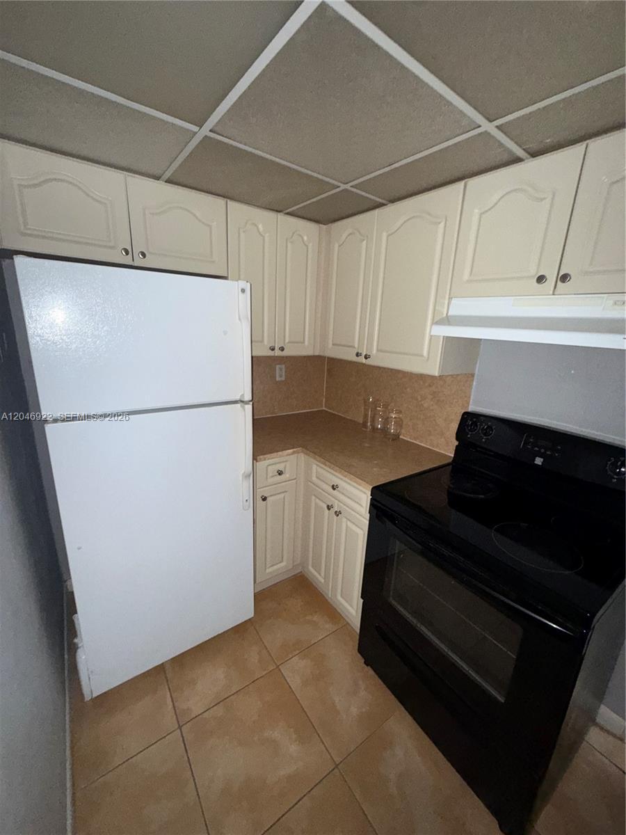 6960 Miami Gardens Dr # 431A, Hialeah FL 33015 photo 4
