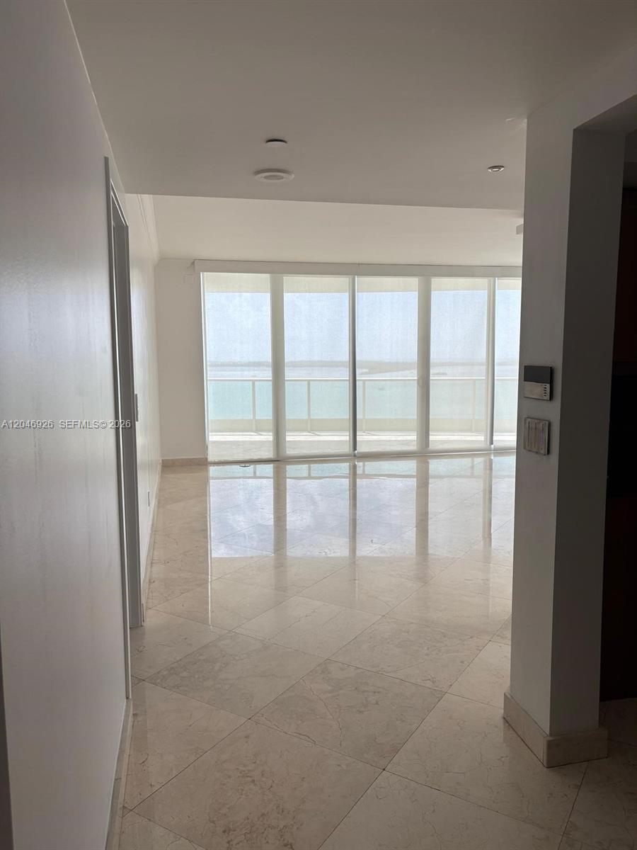 1331 Brickell Bay Dr # 1911, Miami FL 33131 photo 2