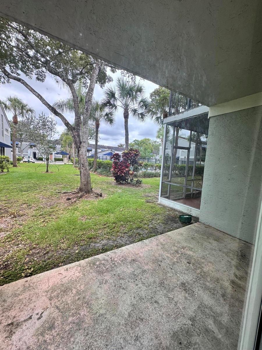 2323 SW 82nd Way, North Lauderdale FL 33068 photo 5
