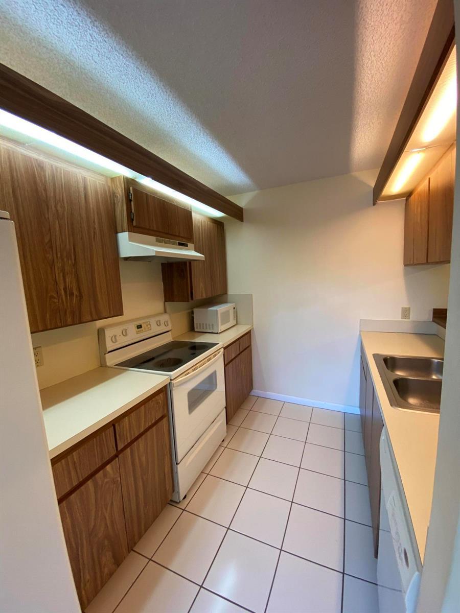 1603 16th Way, West Palm Beach FL 33407 photo 5