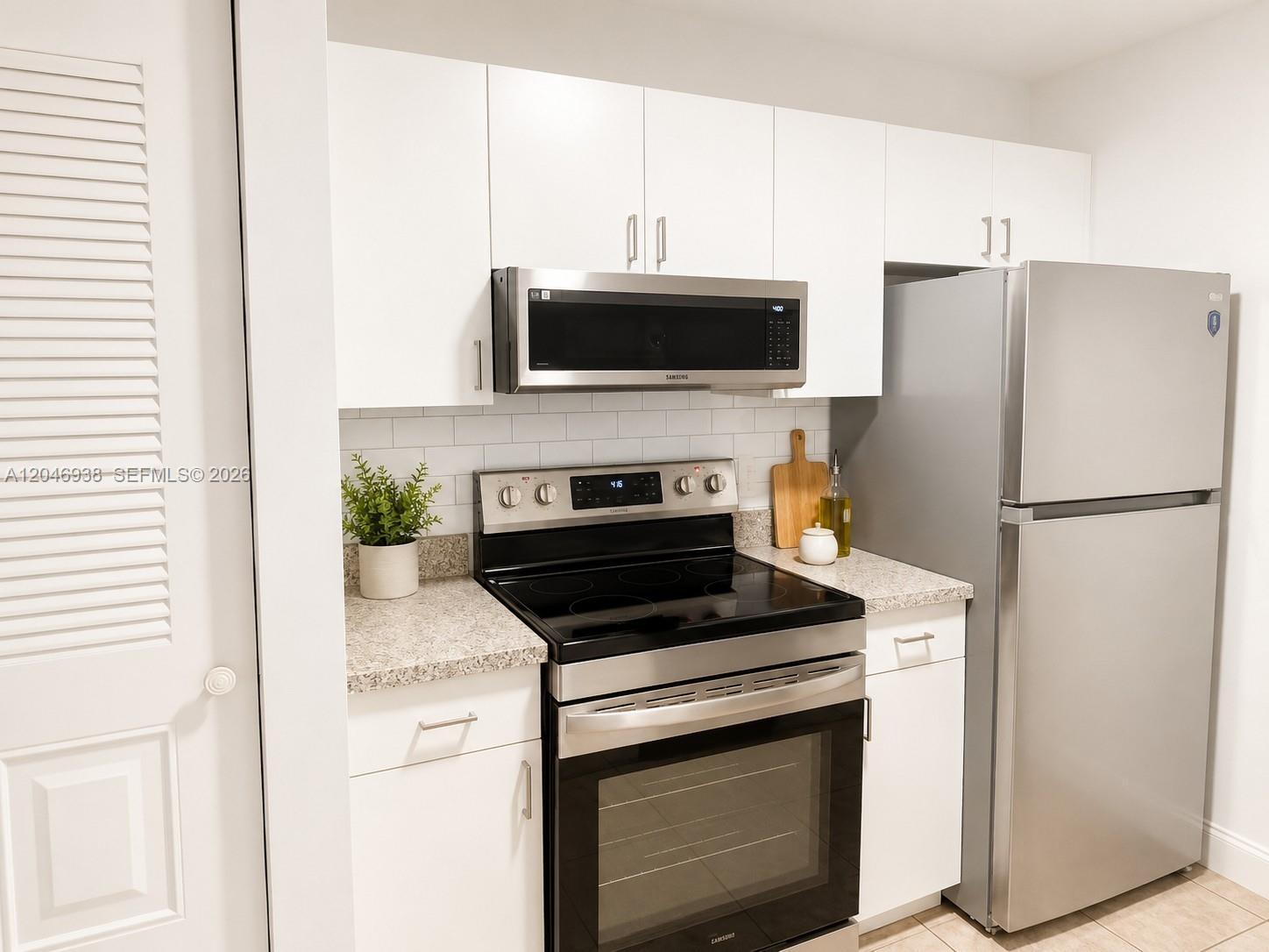 430 S park # 110, Hollywood FL 33021