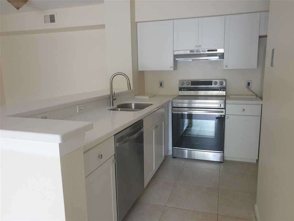520 S Park Road # 12, Hollywood FL 33021 photo 3