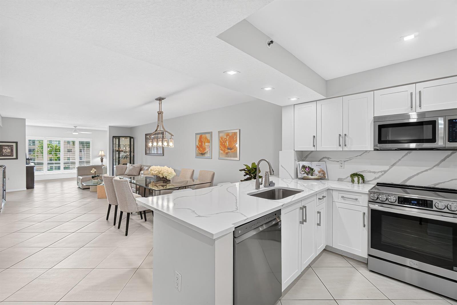12540 Majesty Circle # 303, Boynton Beach FL 33437