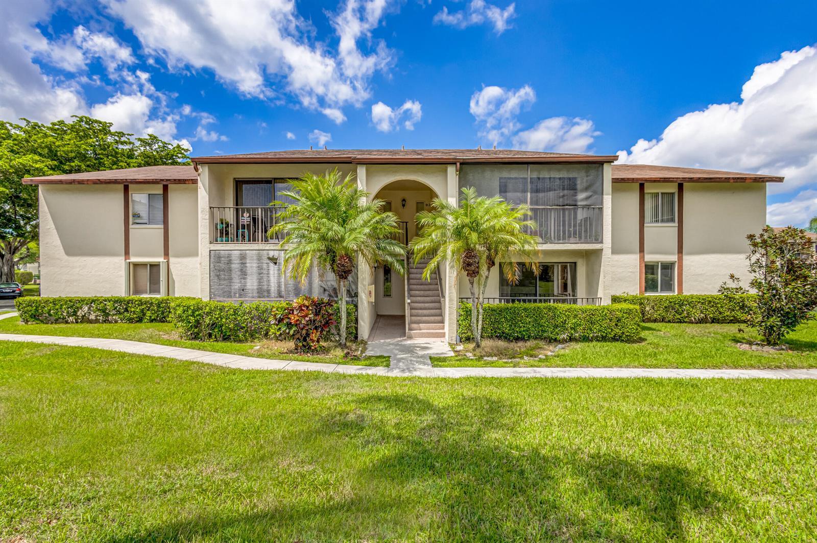 4821 Sable Pine Circle, West Palm Beach FL 33417