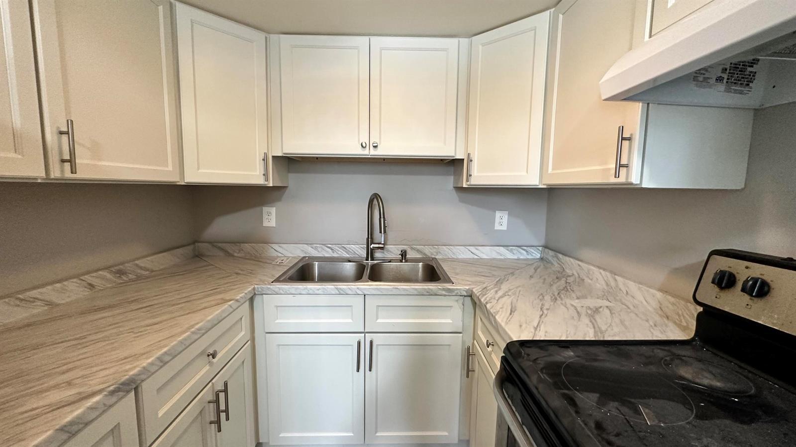 105 NE 6th Avenue, Boynton Beach FL 33435