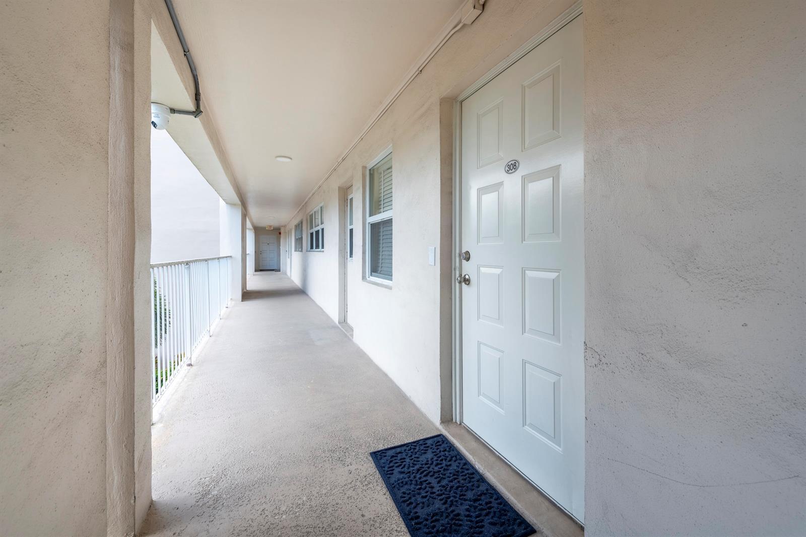 2651 S Course Drive # 308, Pompano Beach FL 33069