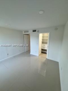 Miami, FL 33172 photo 4