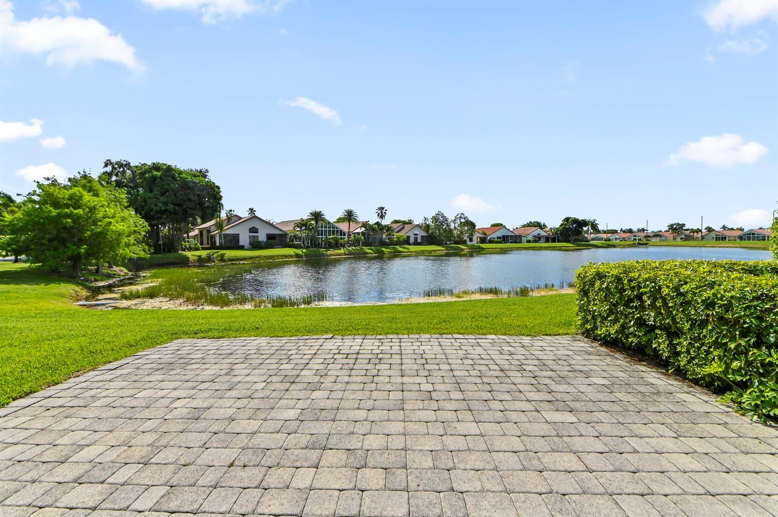 6226 Water Lilly Lane, Boynton Beach FL 33437 photo 2
