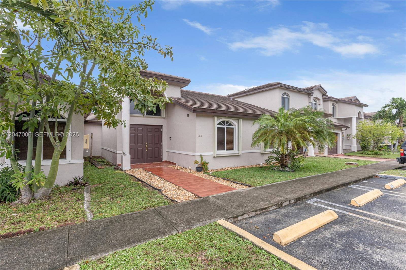 8433 NW 189th St # 1104, Hialeah FL 33015