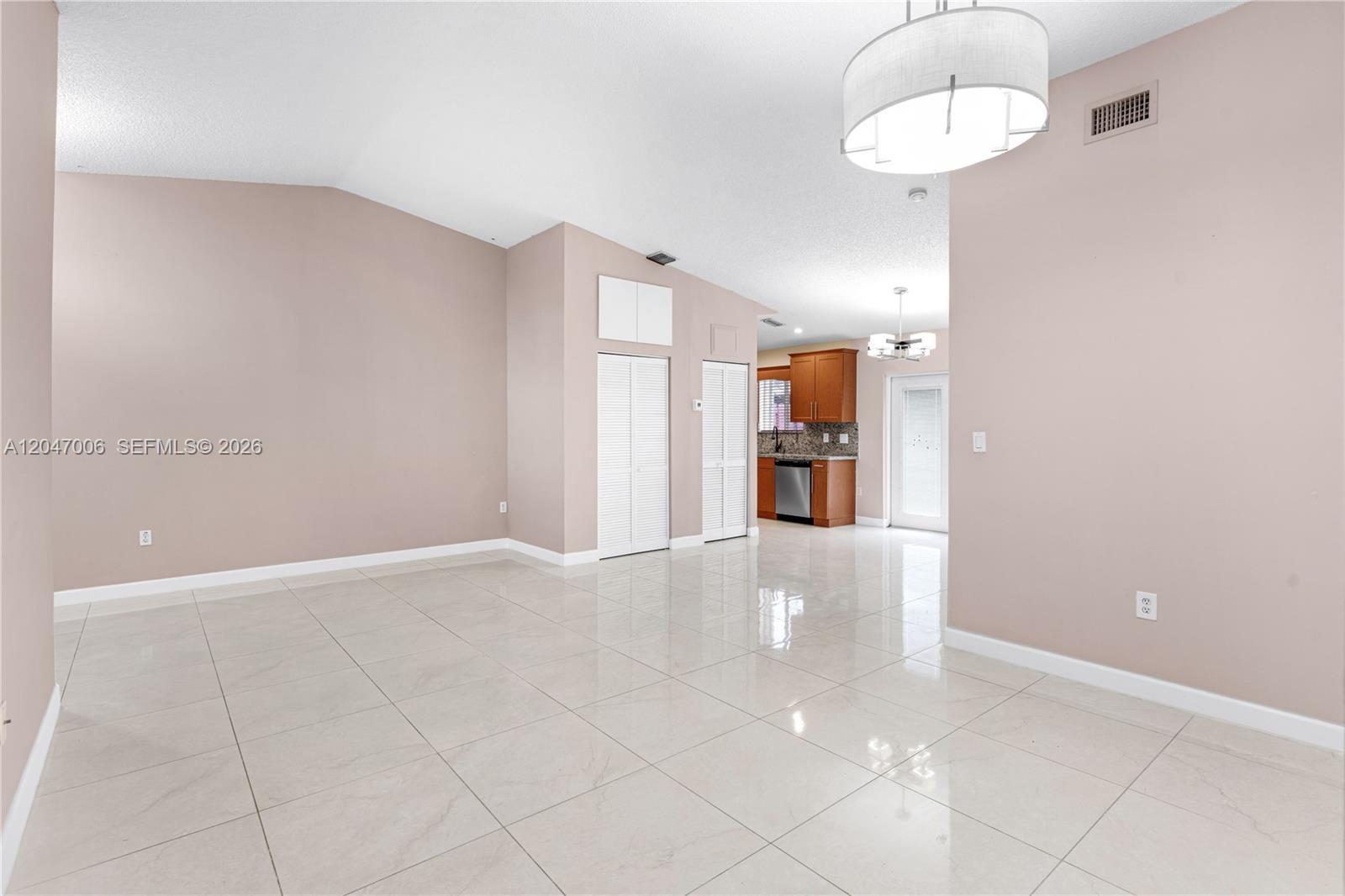 8433 NW 189th St # 1104, Hialeah FL 33015 photo 4