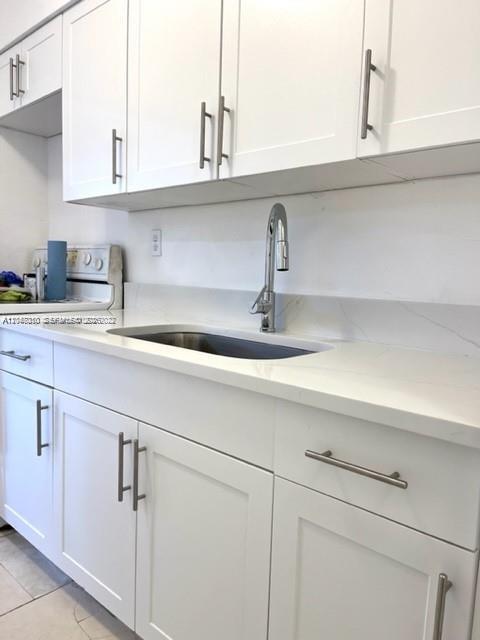 1204 NE 5th Ave # 3, Fort Lauderdale FL 33304 photo 2