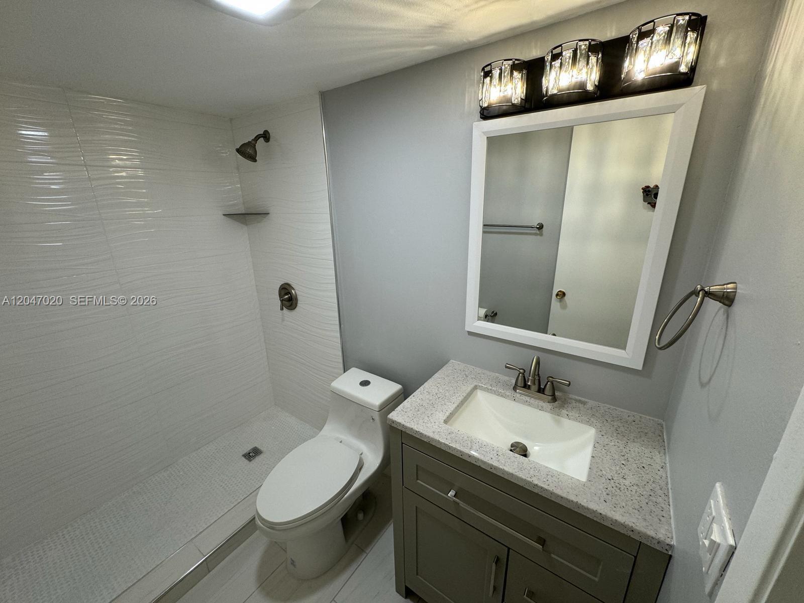 500 W Village Green Cir W # 215, Palm Springs FL 33461 photo 4