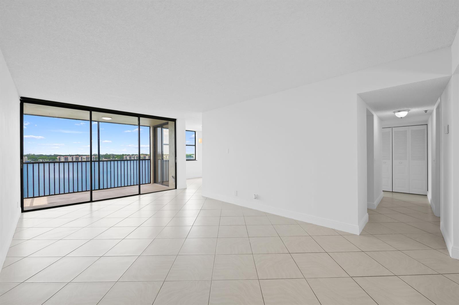 105 Lake Emerald Drive # 706, Oakland Park FL 33309 photo 4