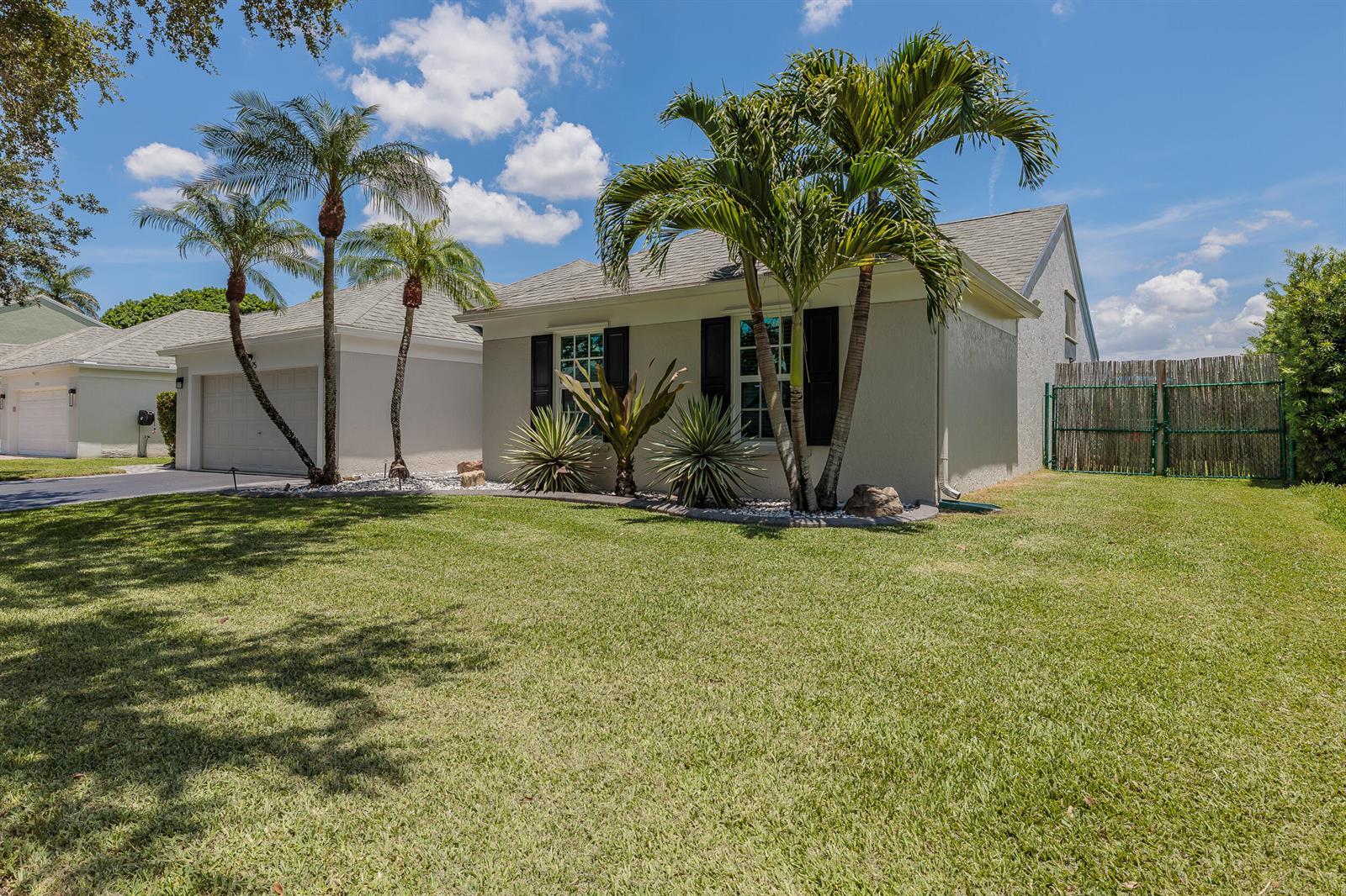 10275 Grove Lane, Cooper City FL 33328 photo 4