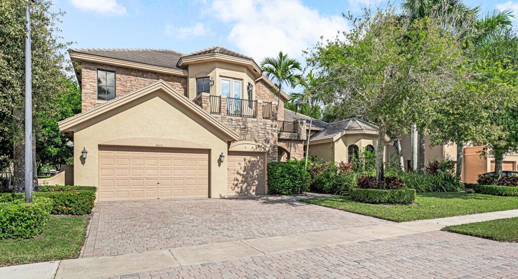10513 Versailles Boulevard, Wellington FL 33449 photo 3