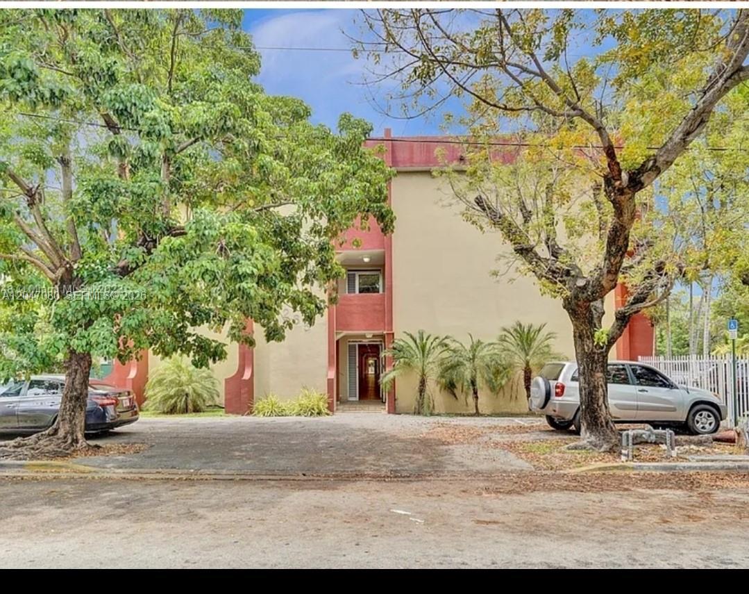 4265 NW South Tamiami Canal Dr # 208, Miami FL 33126