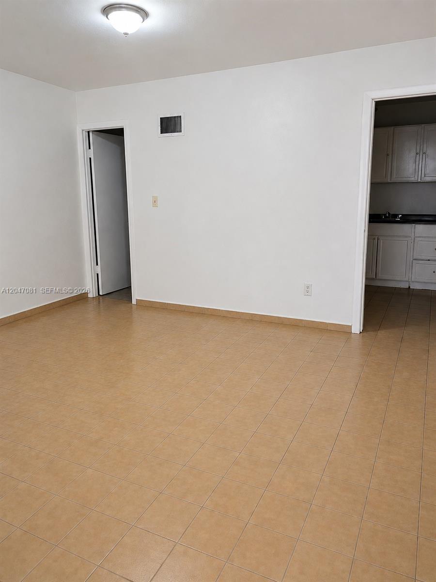 5810 W Flagler St # 3, Miami FL 33144 photo 2