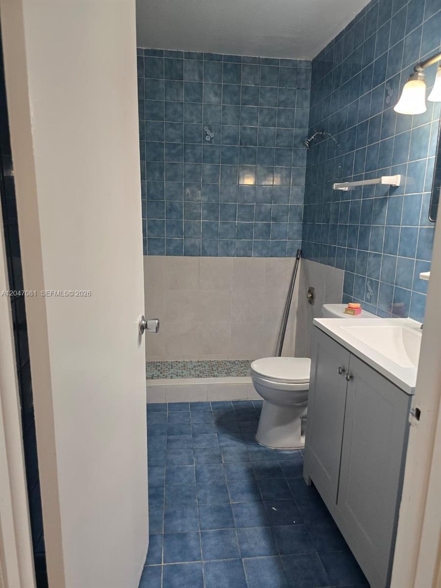 5810 W Flagler St # 3, Miami FL 33144 photo 4