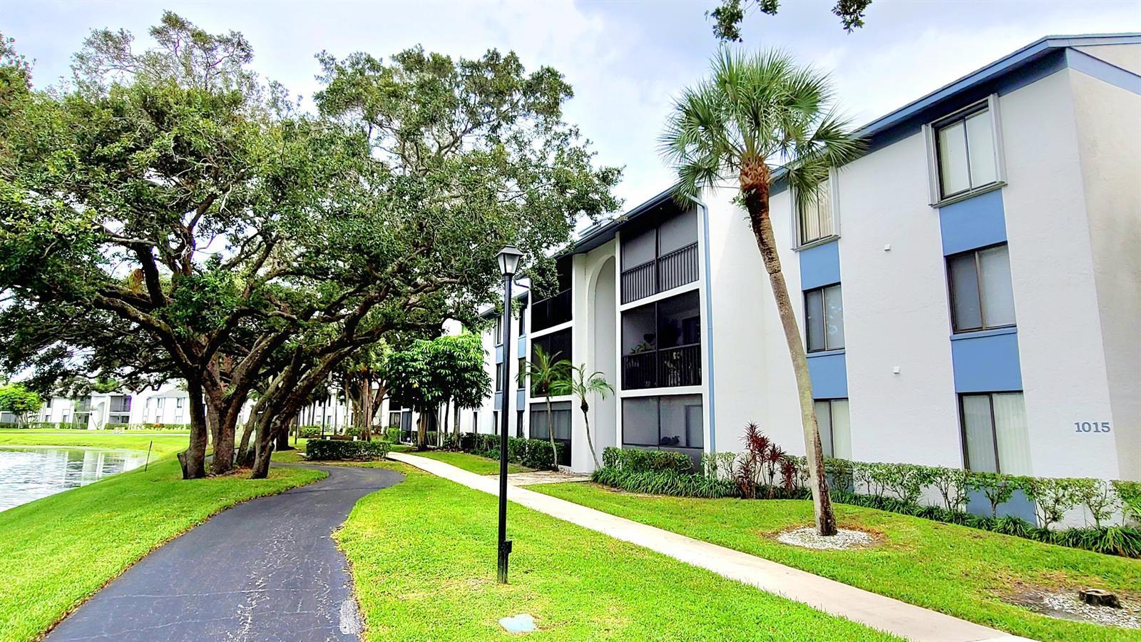 1015 Green Pine Boulevard # B3, West Palm Beach FL 33409