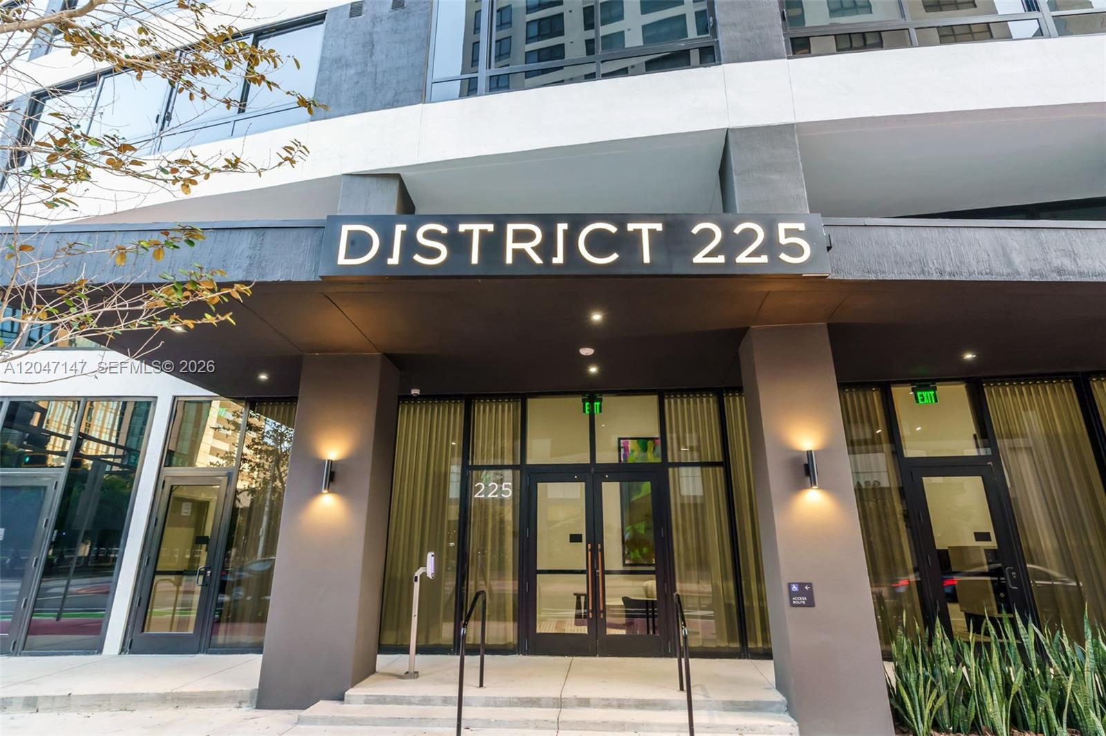 225 N Miami Ave # 1107, Miami FL 33128 photo 2