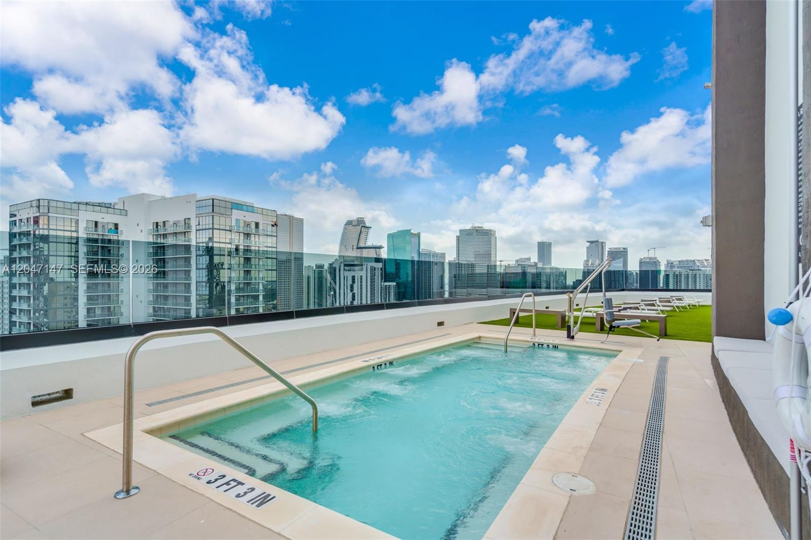 225 N Miami Ave # 1107, Miami FL 33128 photo 3