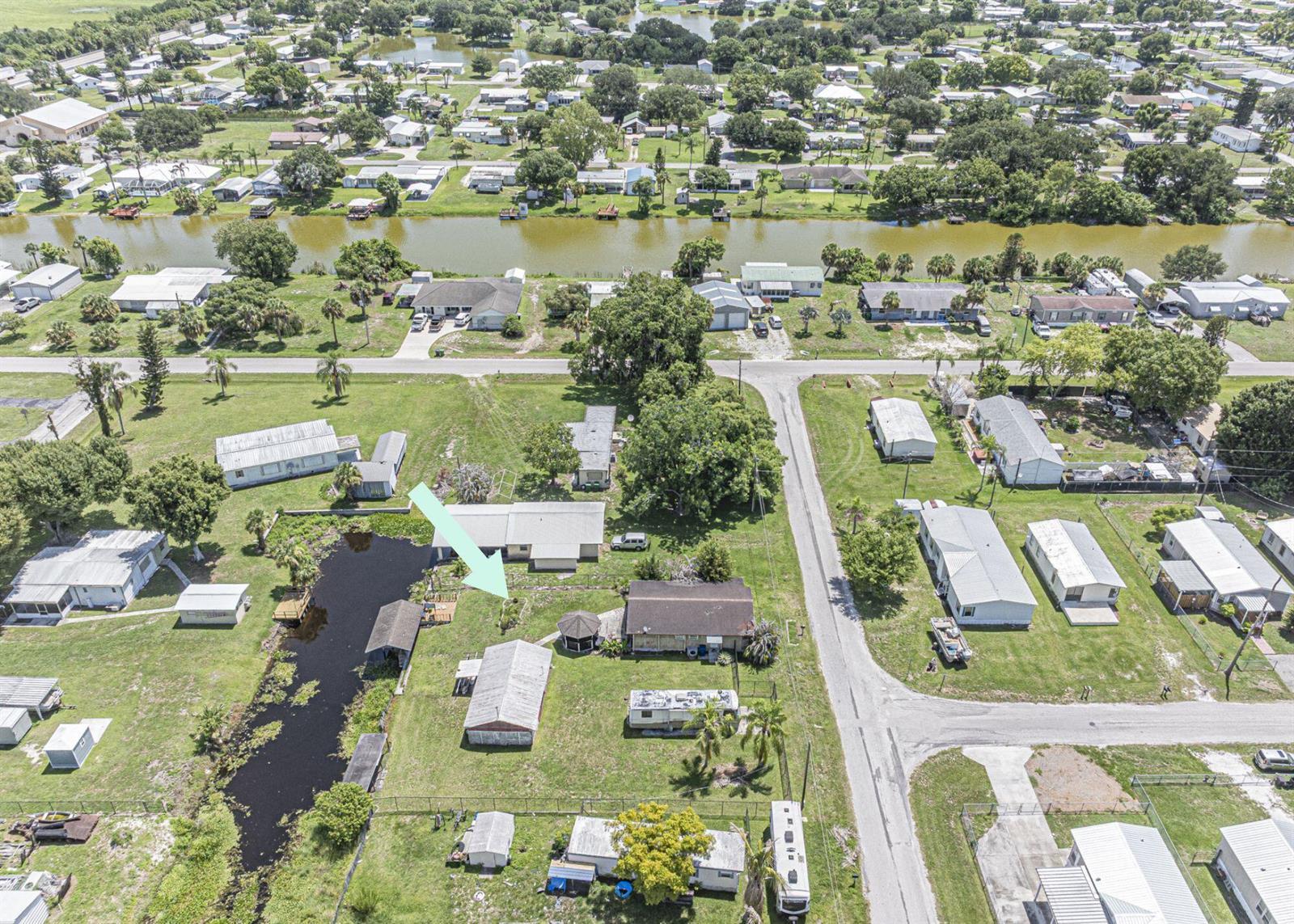 1040 Lissie Lane, Okeechobee FL 34974 photo 5