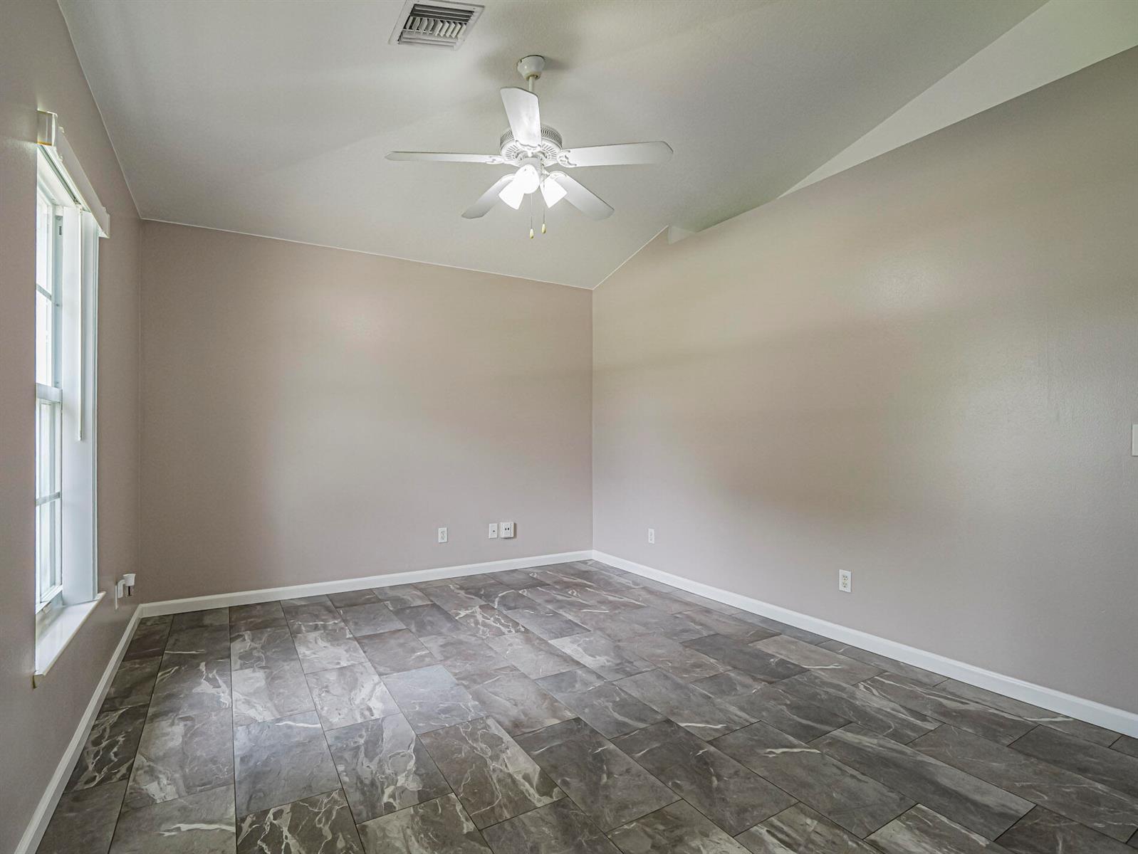 1456 25th Court SW, Vero Beach FL 32962 photo 5