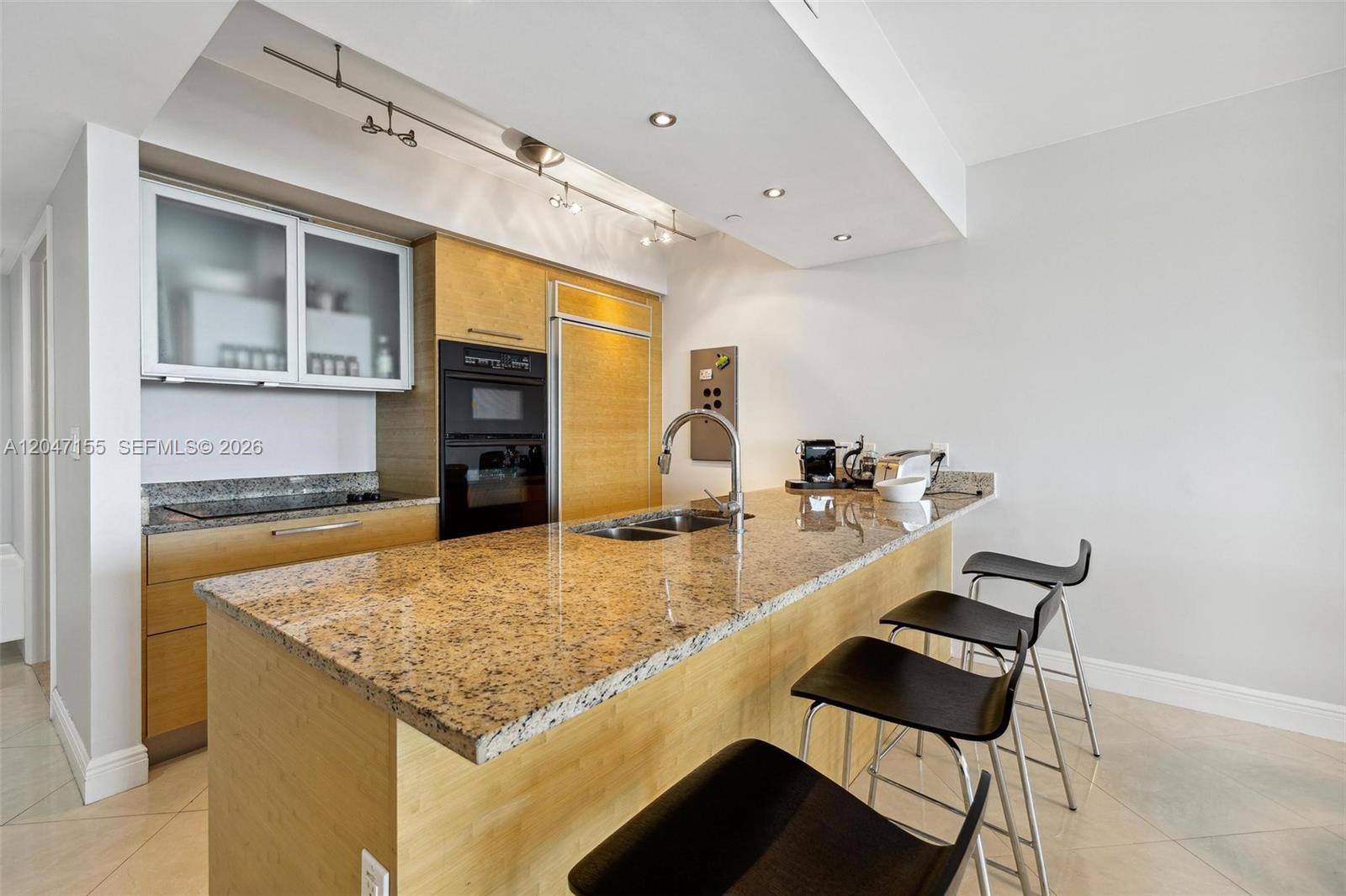 1830 S Ocean Dr # 2703, Hallandale Beach FL 33009 photo 4