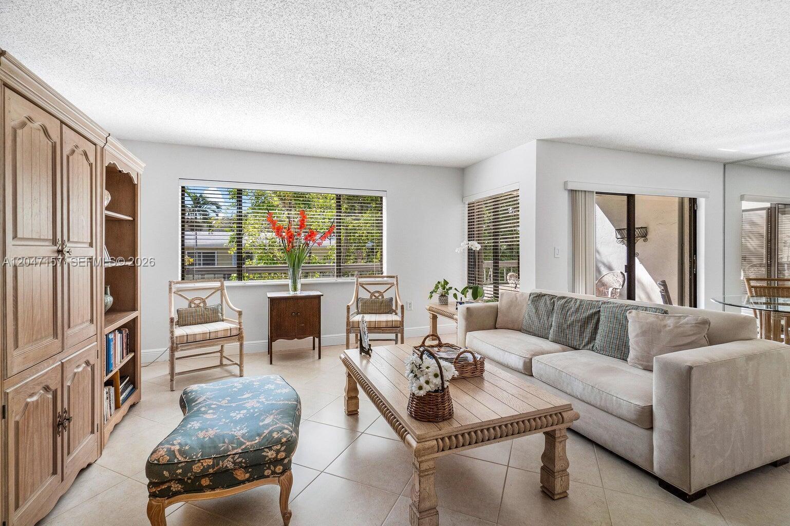 1520 Salzedo St # F, Coral Gables FL 33134