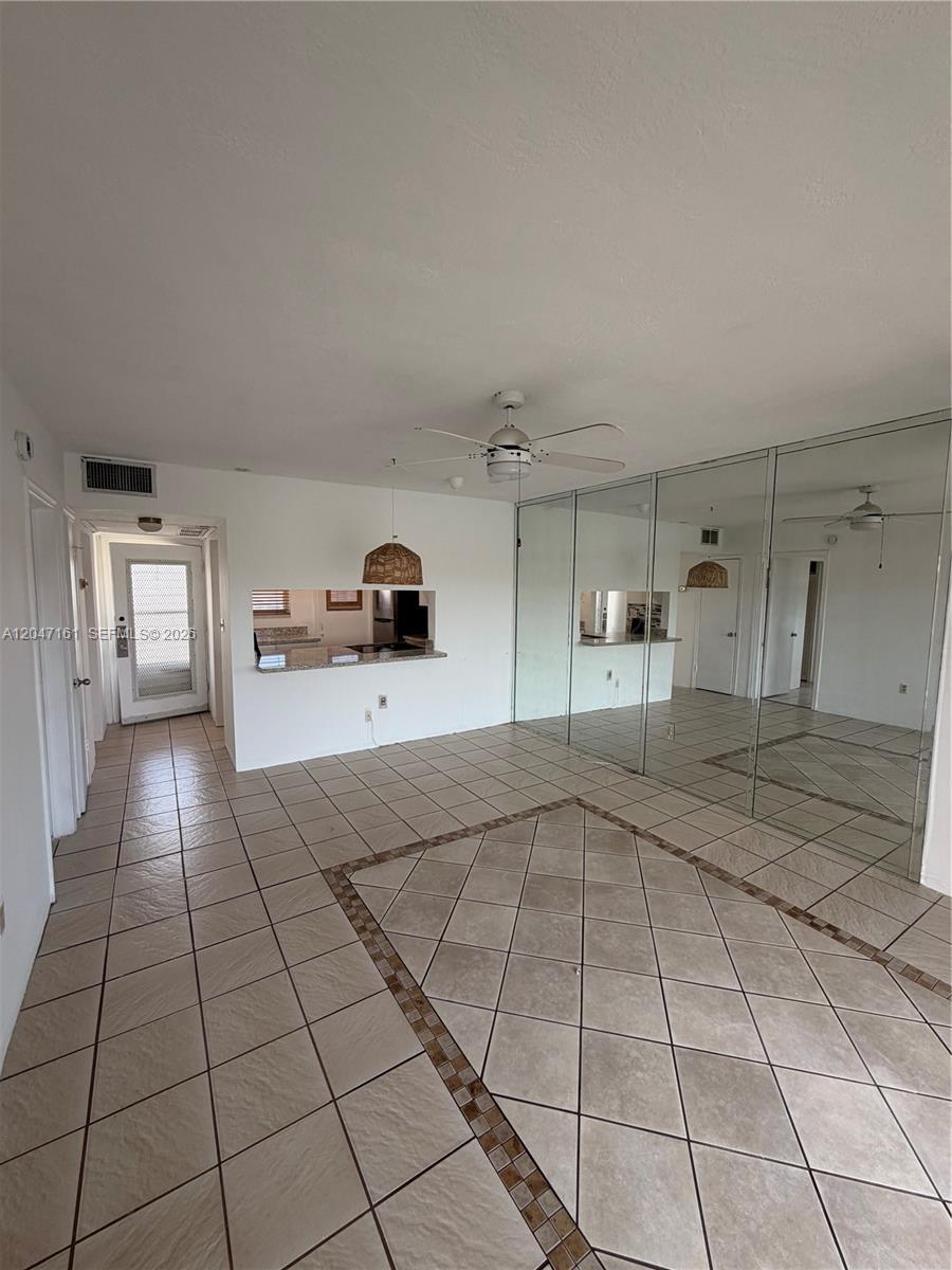 2880 NE 203rd St # 32, Aventura FL 33180 photo 3