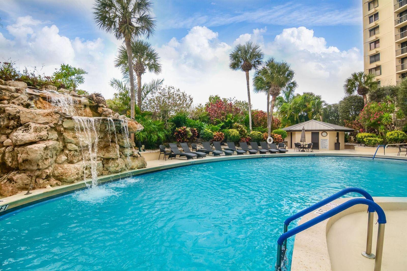 2450 Presidential Way # 1405, West Palm Beach FL 33401 photo 2