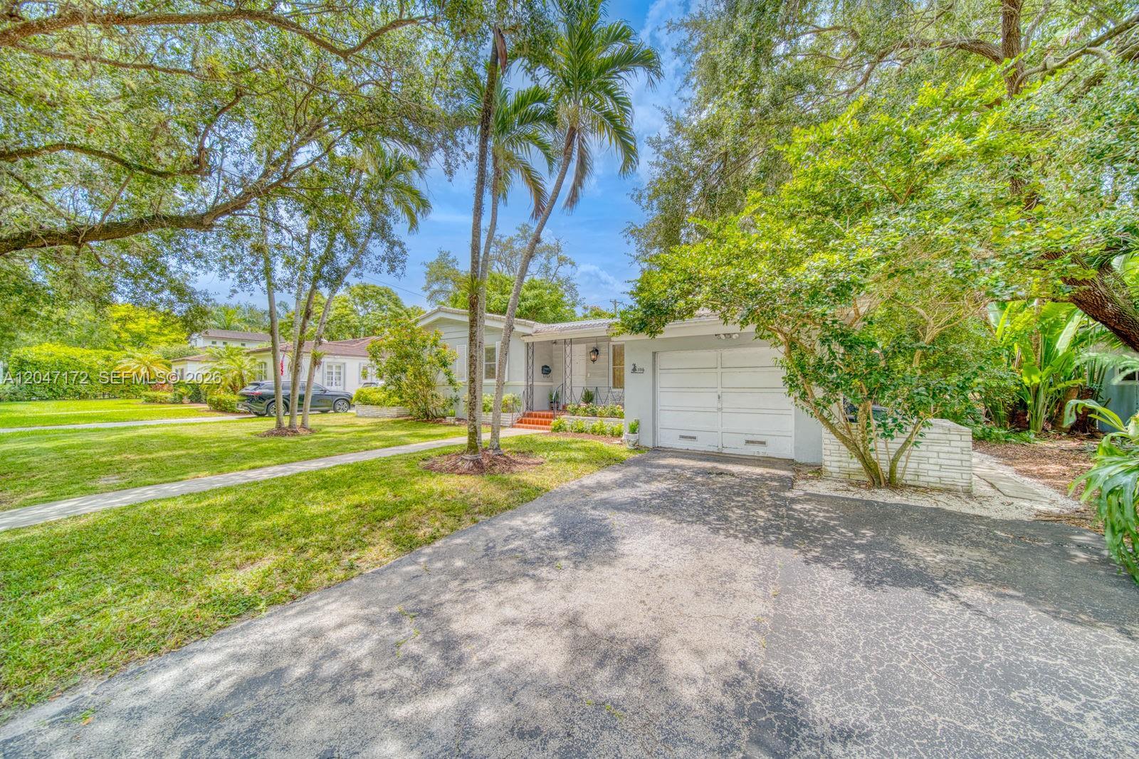 1116 Almeria Ave, Coral Gables FL 33134 photo 2