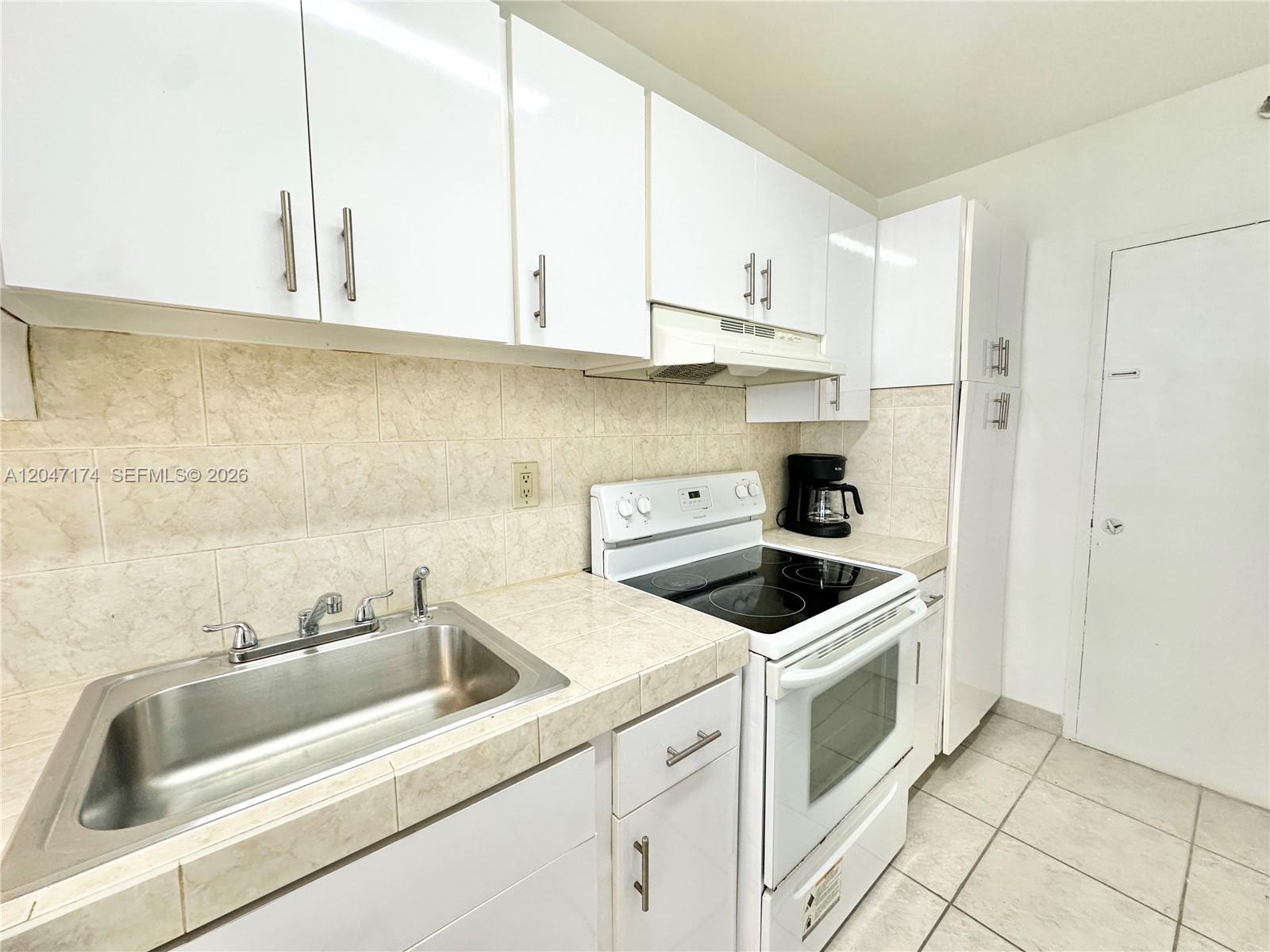 100 Lincoln Rd # 1031, Miami Beach FL 33139 photo 5