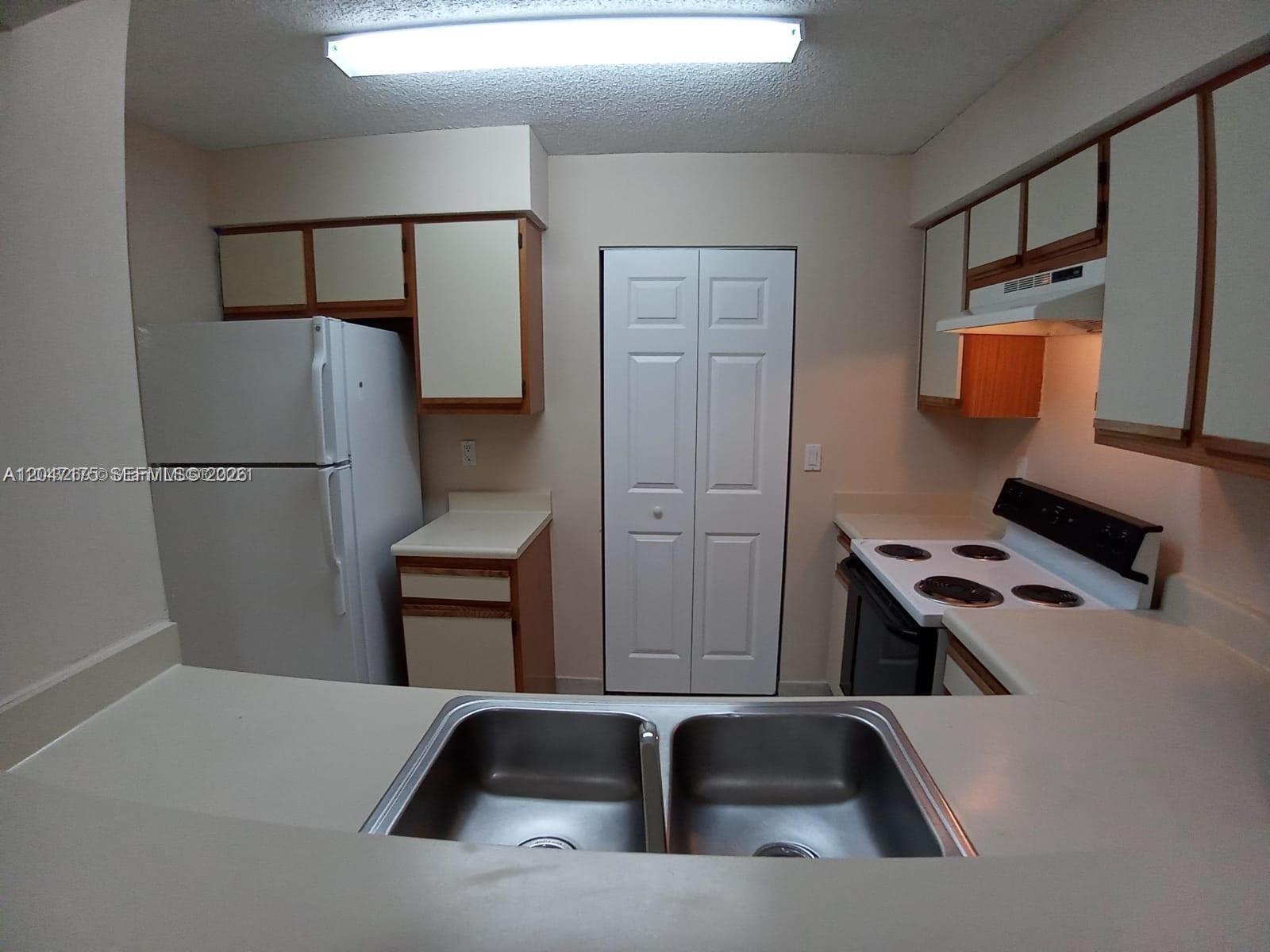 Pompano Beach, FL 33069 photo 5