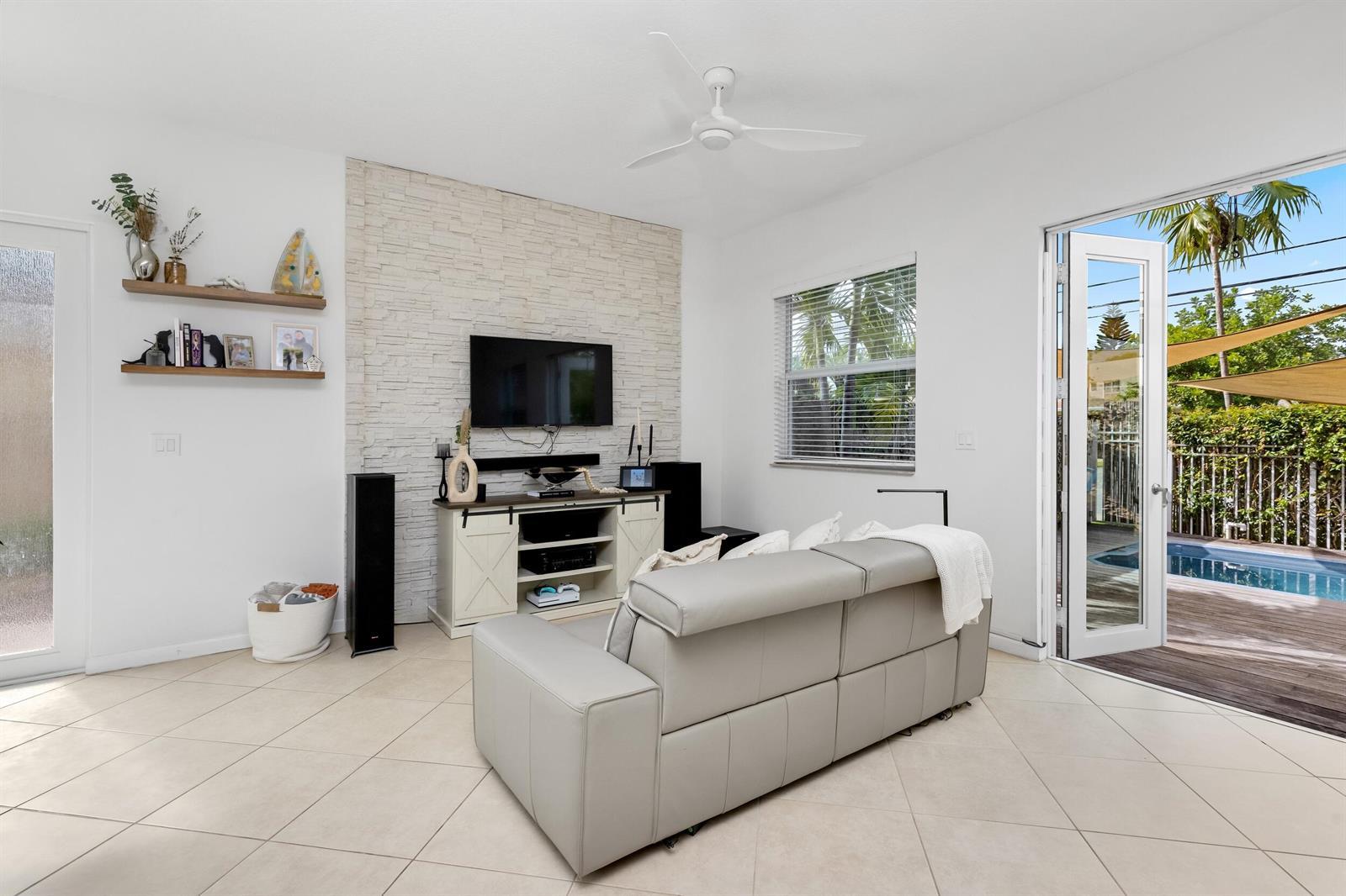 1222 NE 18th Avenue # 1, Fort Lauderdale FL 33304 photo 5
