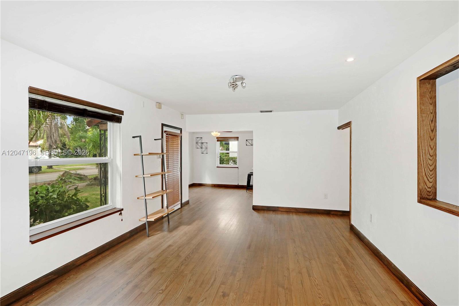 221 Camilo Ave, Coral Gables FL 33134 photo 2