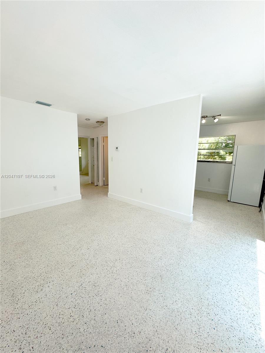 Miami, FL 33125 photo 4