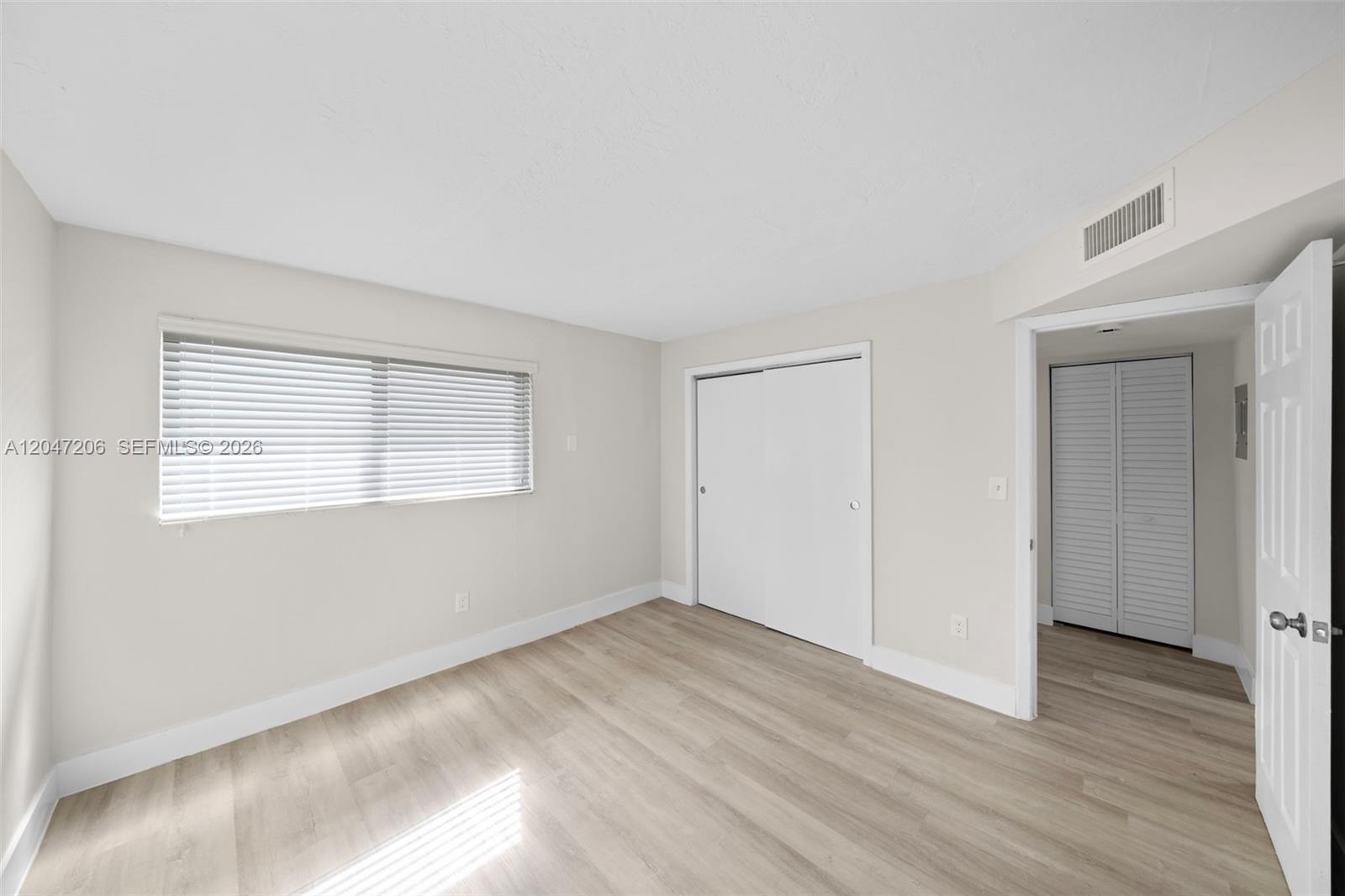 1330 W 29th St # 34, Hialeah FL 33012