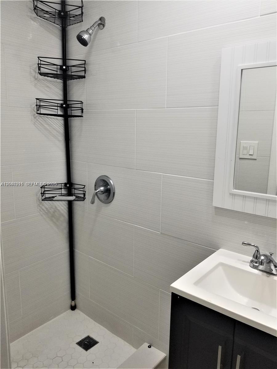 1829 NW 4th St # 2, Miami FL 33125 photo 5