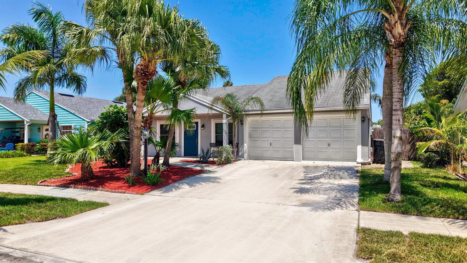 7955 Ridgewood Drive, Lake Worth FL 33467