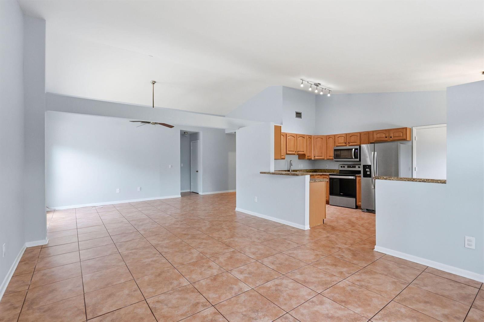 7955 Ridgewood Drive, Lake Worth FL 33467 photo 4