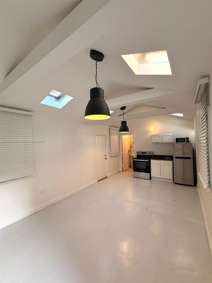 118 NW 24th St, Miami FL 33127 photo 4