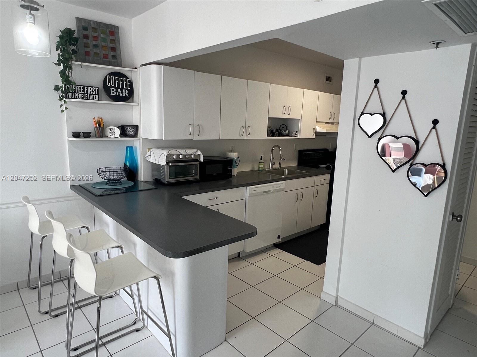 100 Lincoln Rd # 1126, Miami Beach FL 33139 photo 5