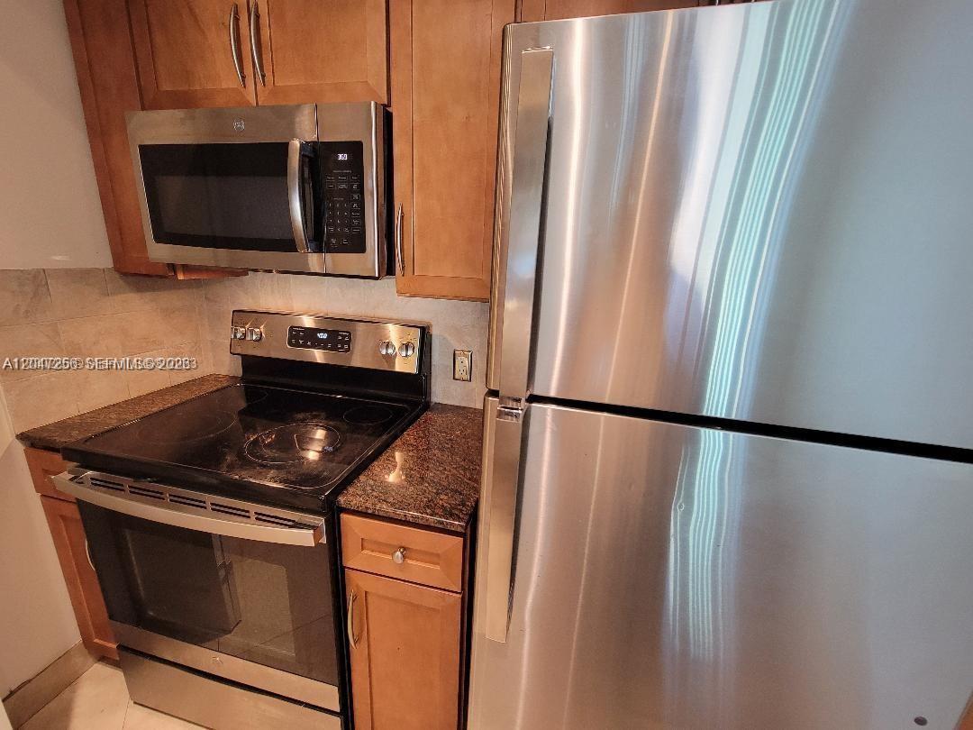 2000 N Bayshore Dr # 707, Miami FL 33137 photo 3
