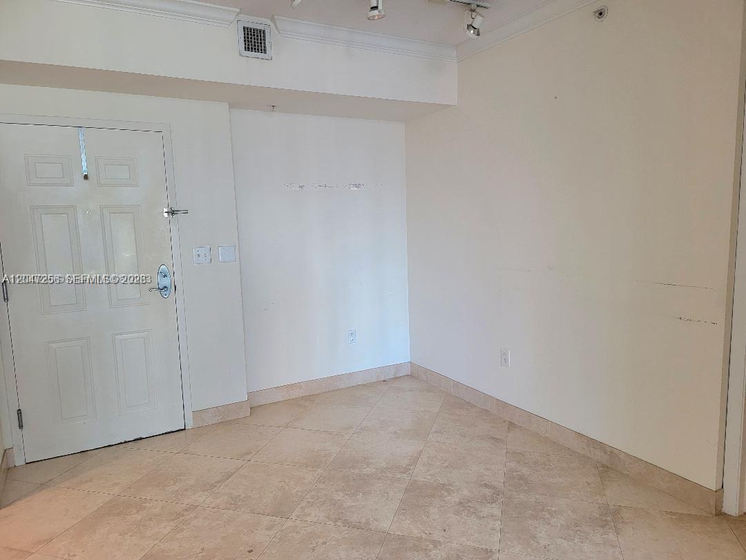 2000 N Bayshore Dr # 707, Miami FL 33137 photo 4