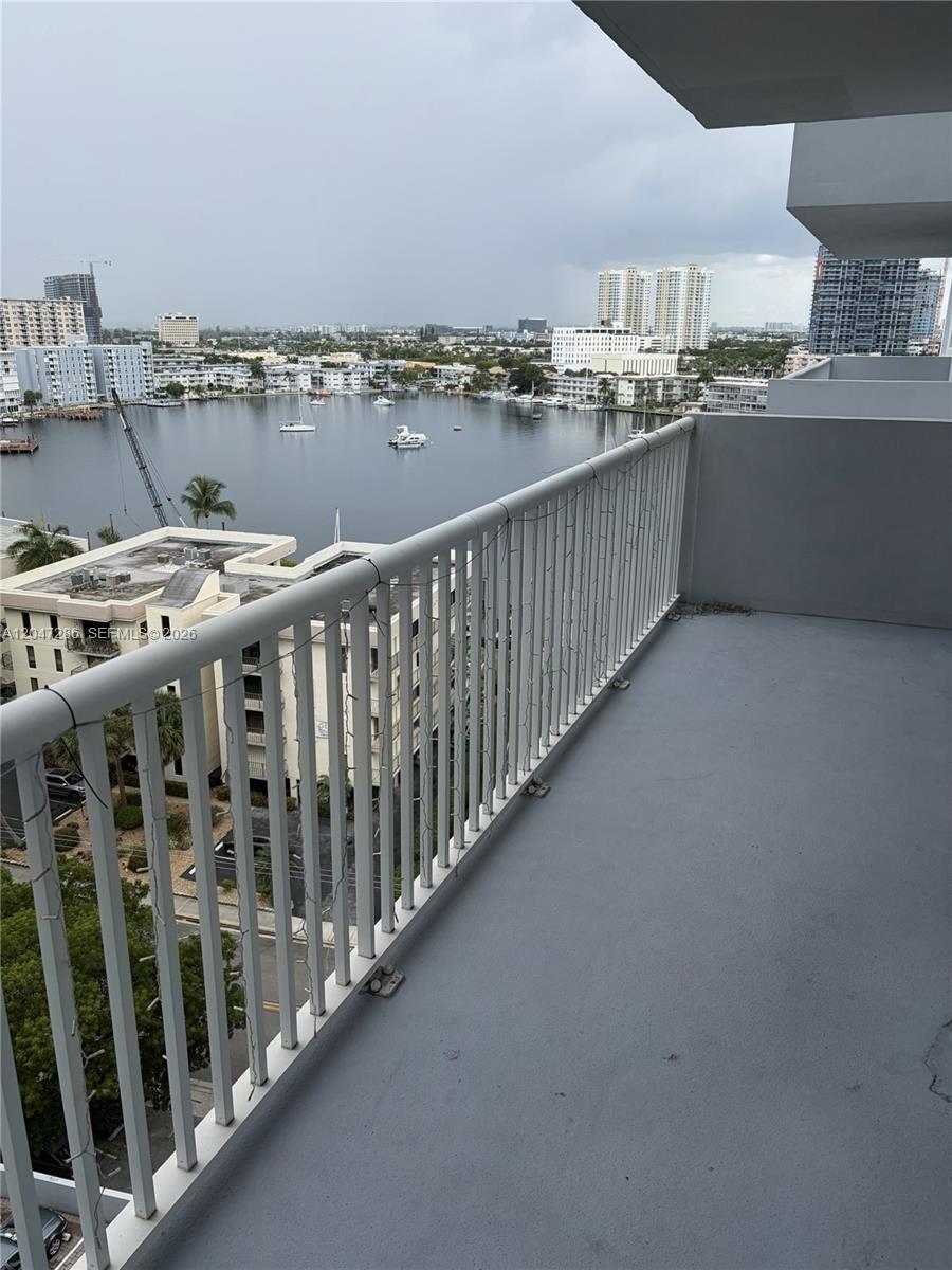 137 Golden Isles Dr # 1212, Hallandale Beach FL 33009