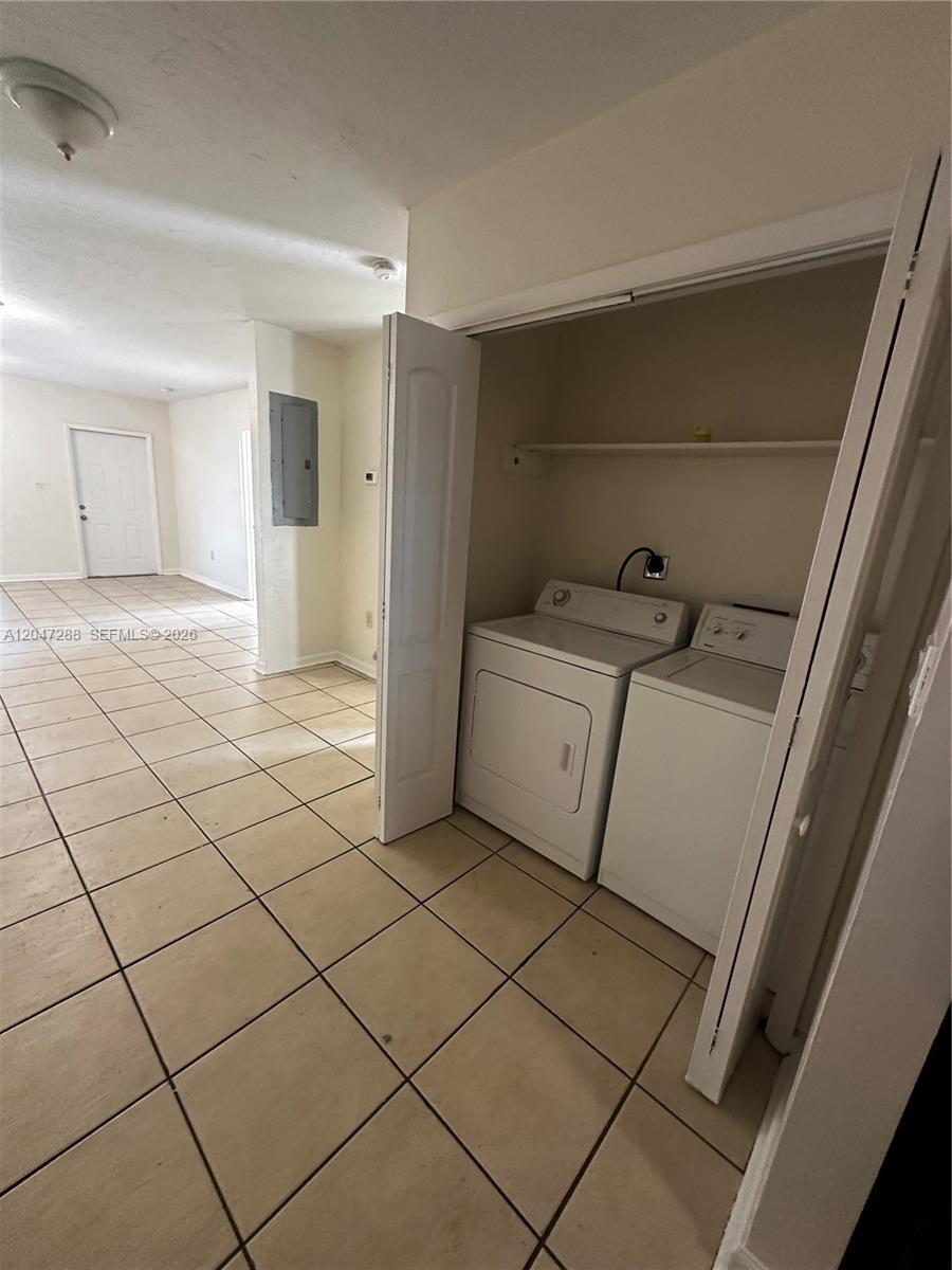 Miami, FL 33157 photo 5