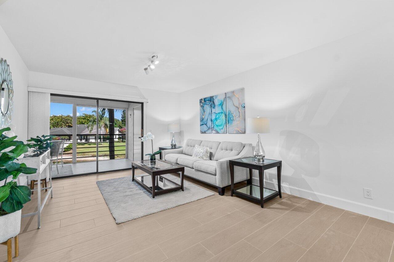 10092 Cedar Point Boulevard # 204, Boynton Beach FL 33437 photo 3