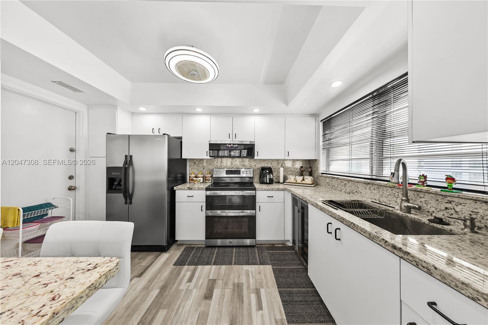 1825 S Ocean Dr # 914, Hallandale Beach FL 33009 photo 5